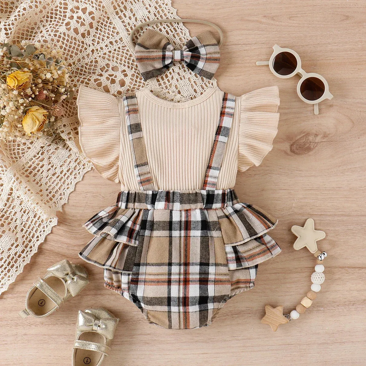 Baby Girl 95% Cotton Ribbed Ruffle-sleeve Bow Décor Spliced Plaid Romper & Headband Set Perfect for Outings 2pcs