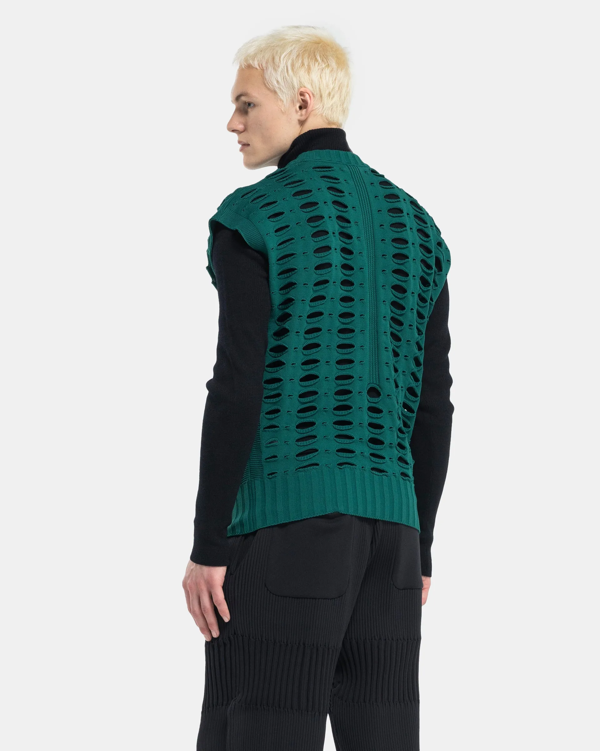 Façade Vents Vest in Dark Green