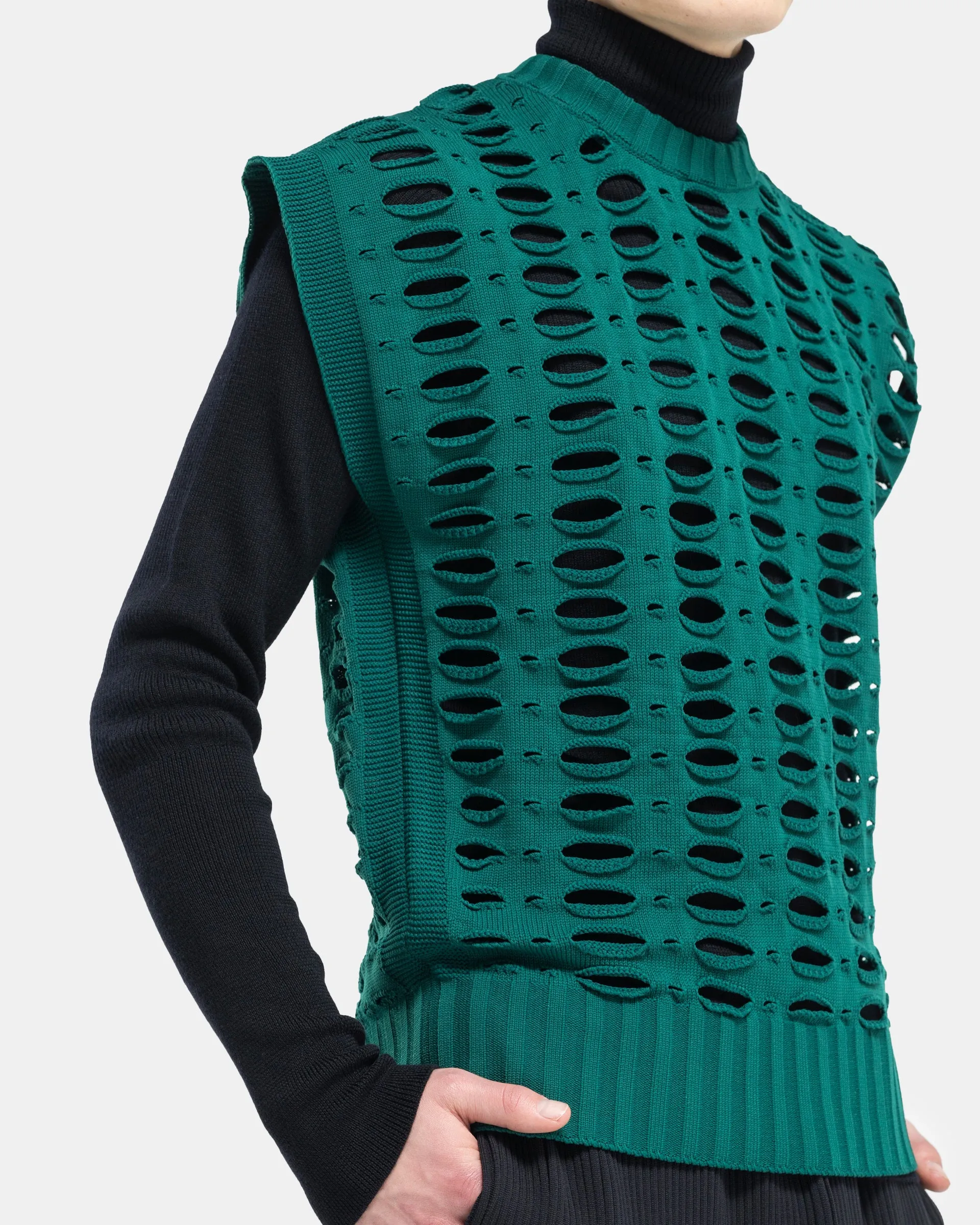 Façade Vents Vest in Dark Green