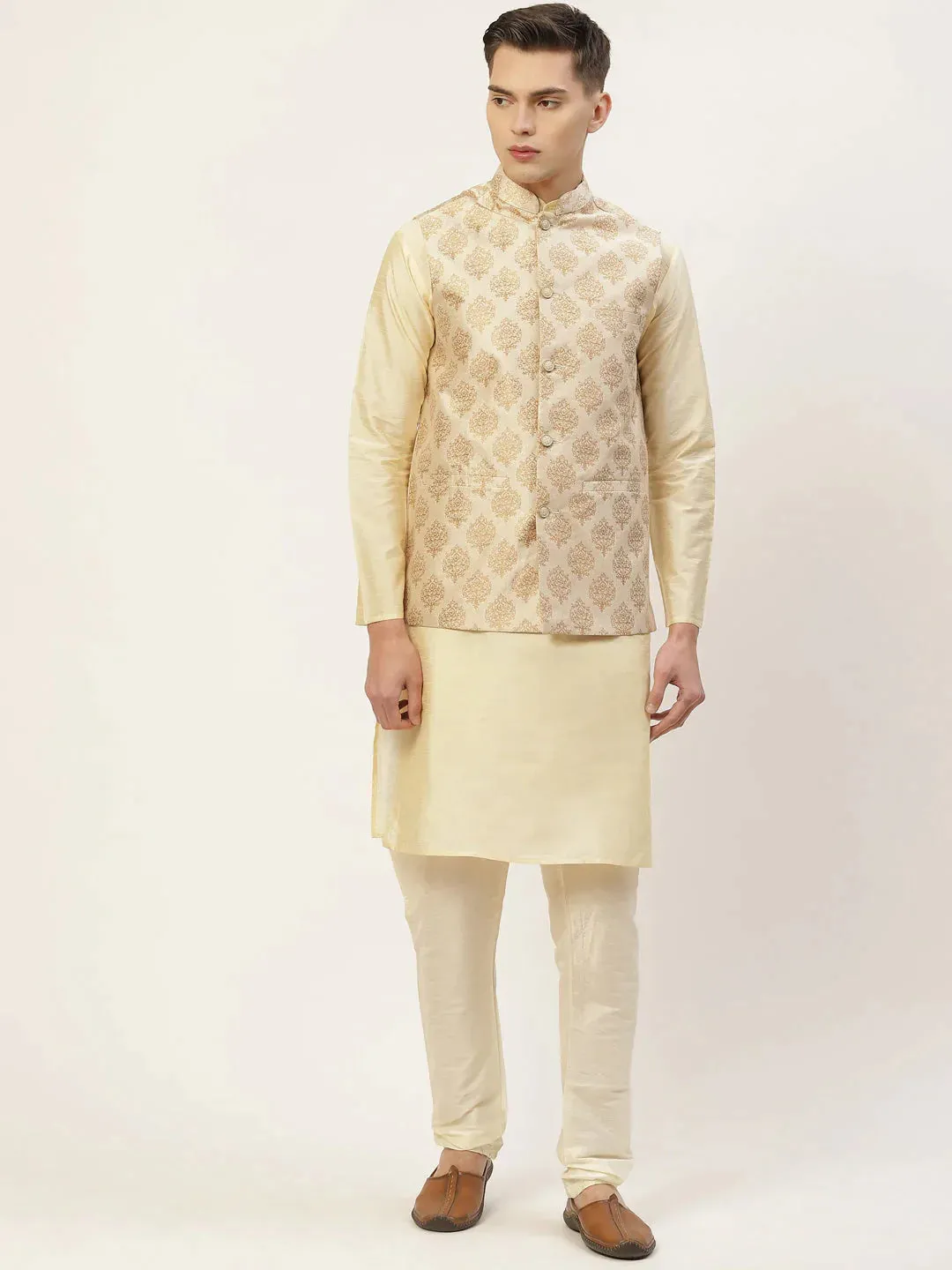 Men'S Solid Kurta Pyjama With Floral Cream Printed Nehru Jacket