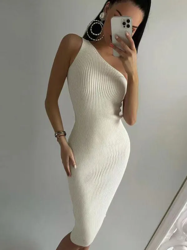 New fashionable slanted shoulder solid color slim elastic slim fit hip-hugging knitted dress