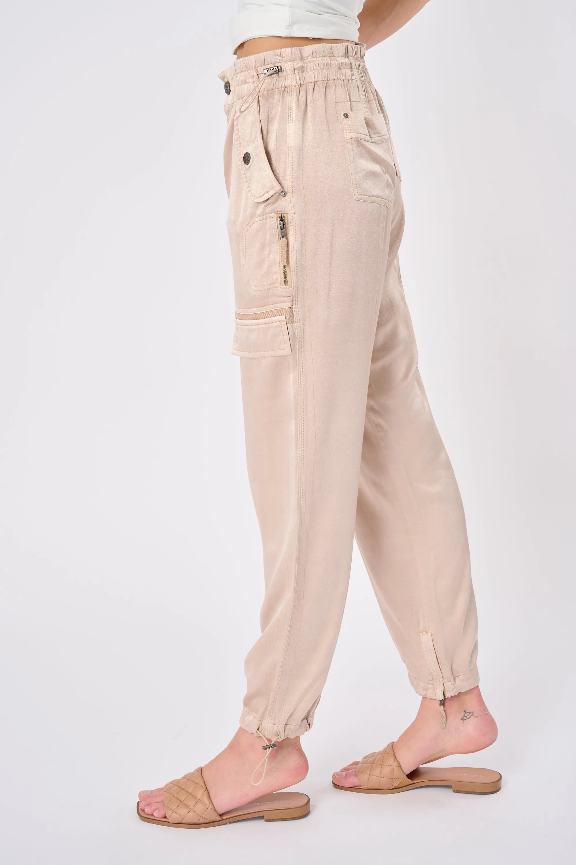 Nyra Viscose Satin Pant