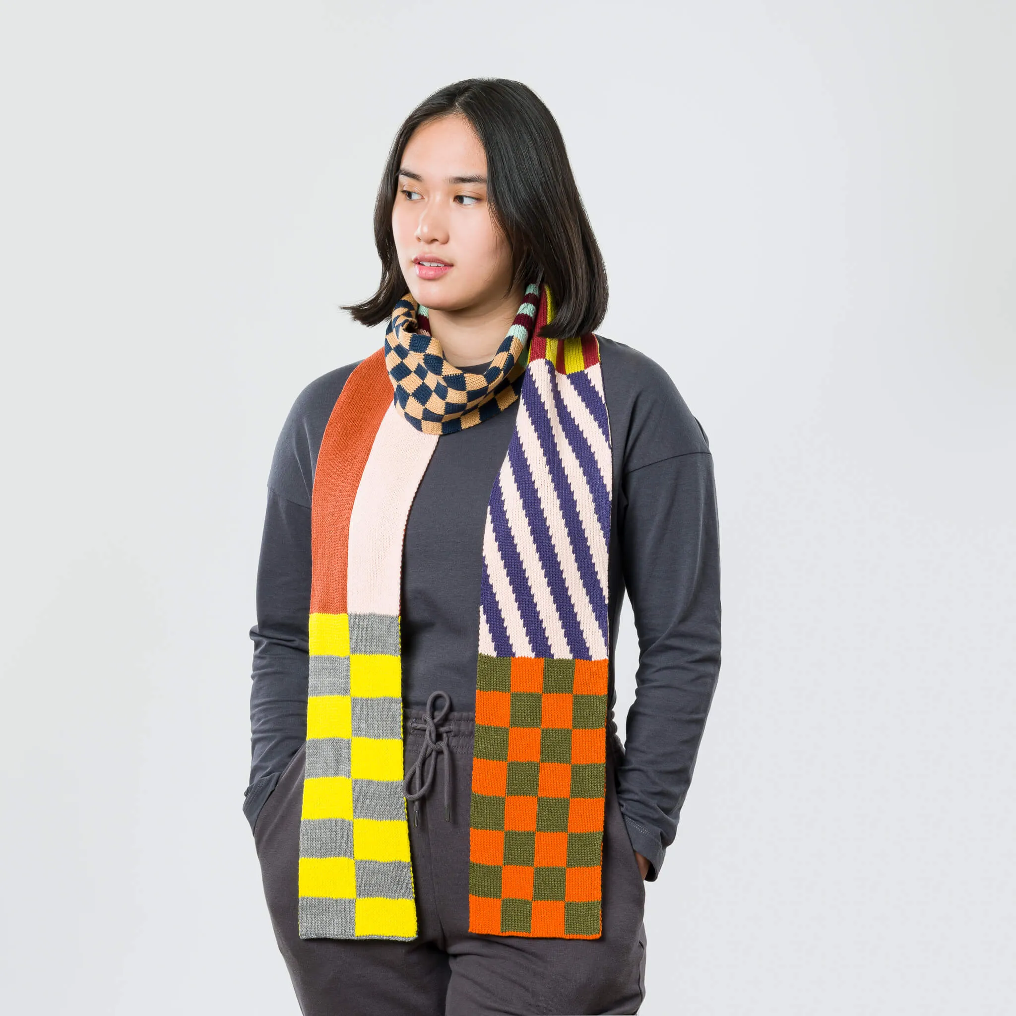 Pattern Patch Skinny Knit Scarf