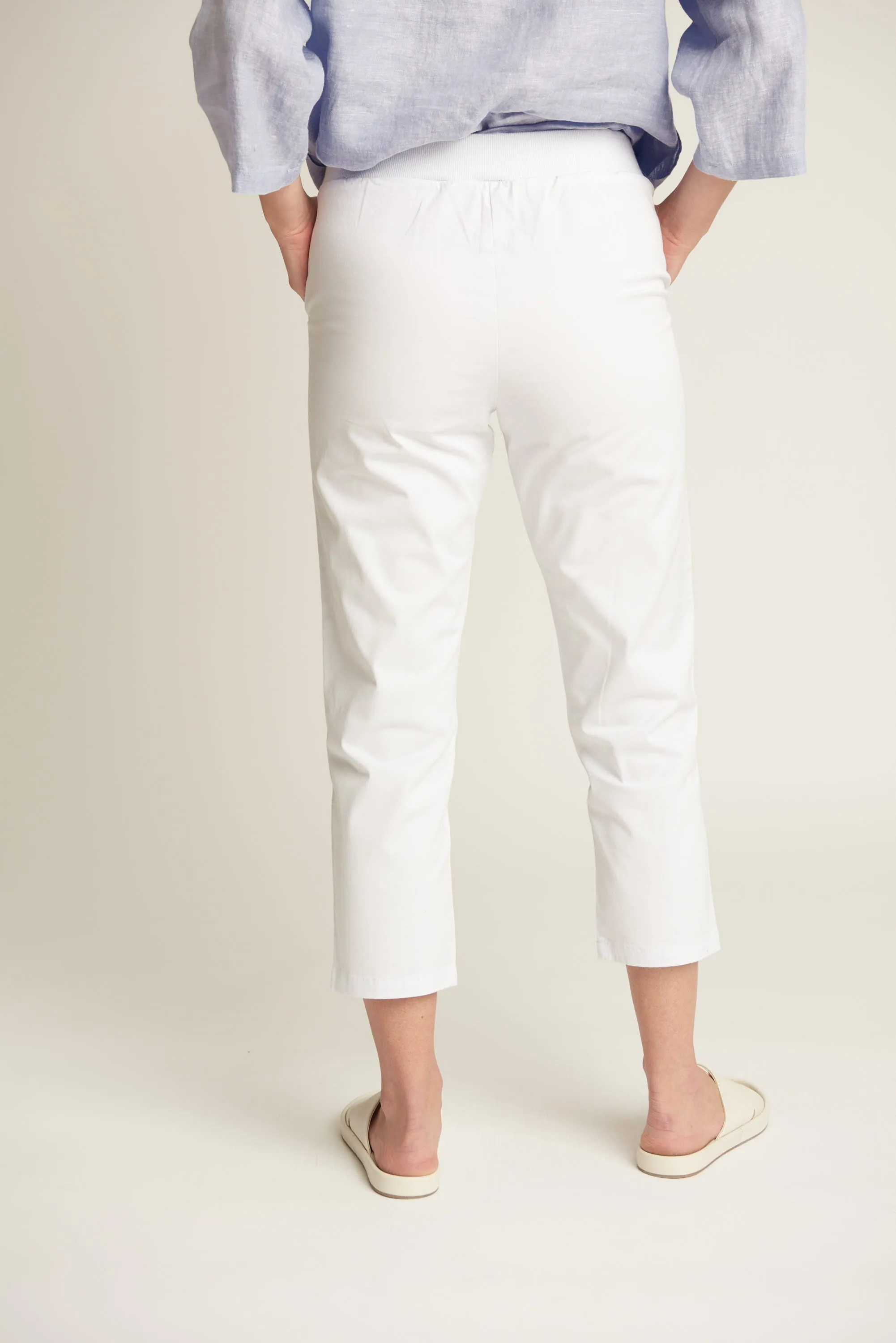 Relaxed Cropped Cotton Chino Pant White