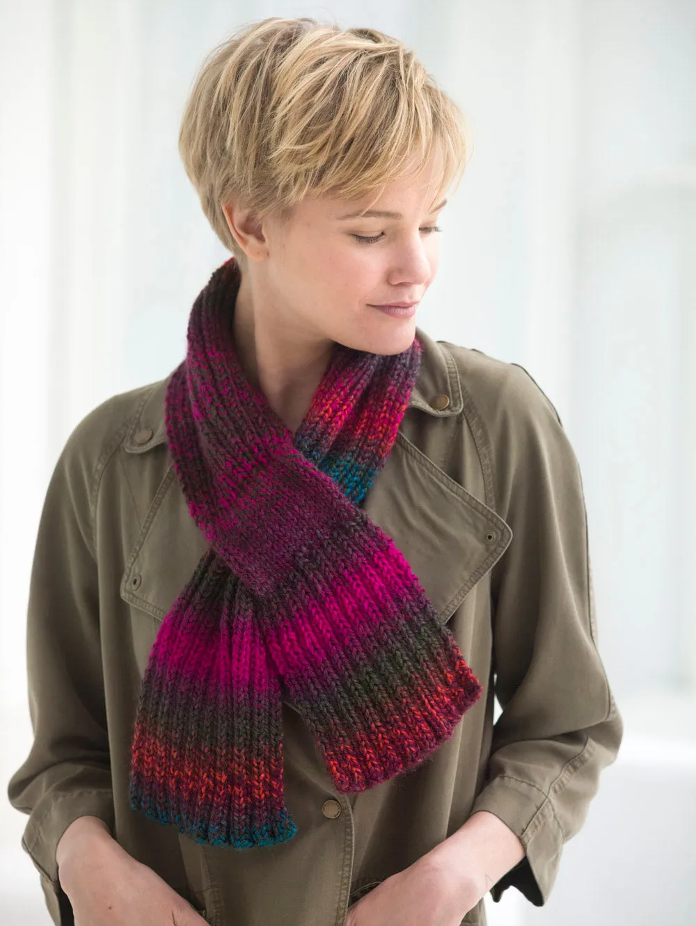 Shaded Keyhole Scarf (Knit)