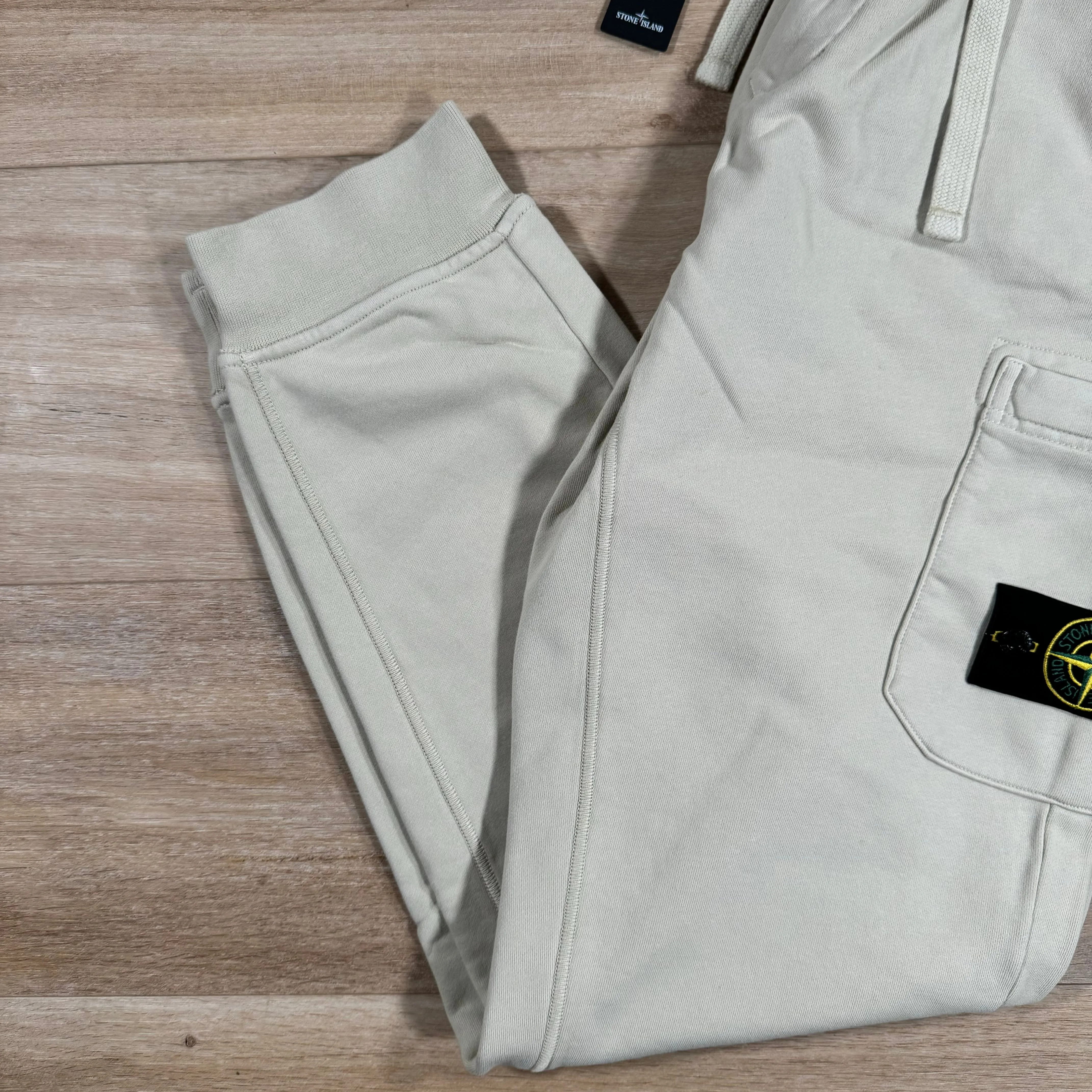 Stone Island Slim Fit Cargo Sweatpants in Plaster