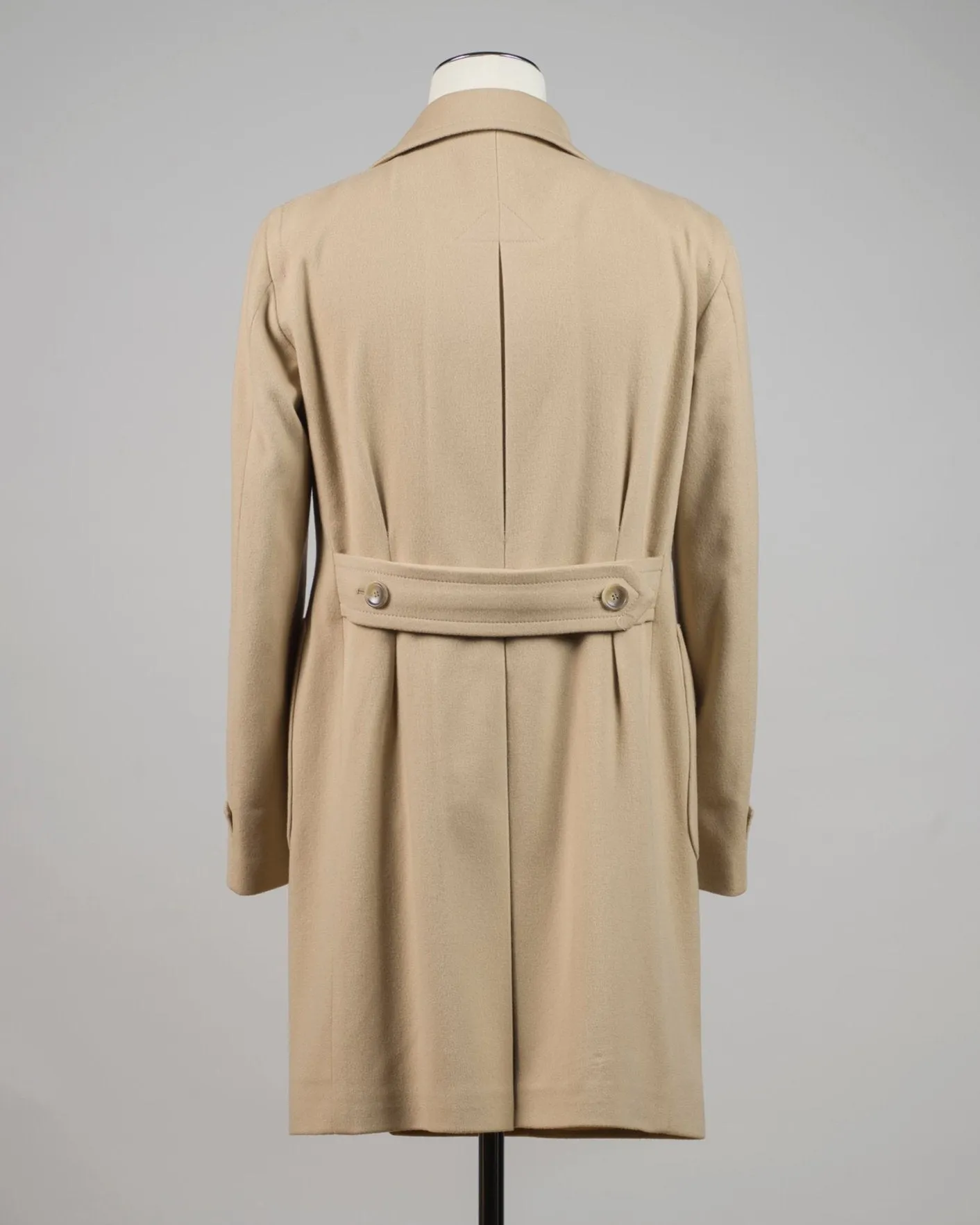 Tagliatore Double-Breasted Wool & Cashmere Overcoat / Light Camel