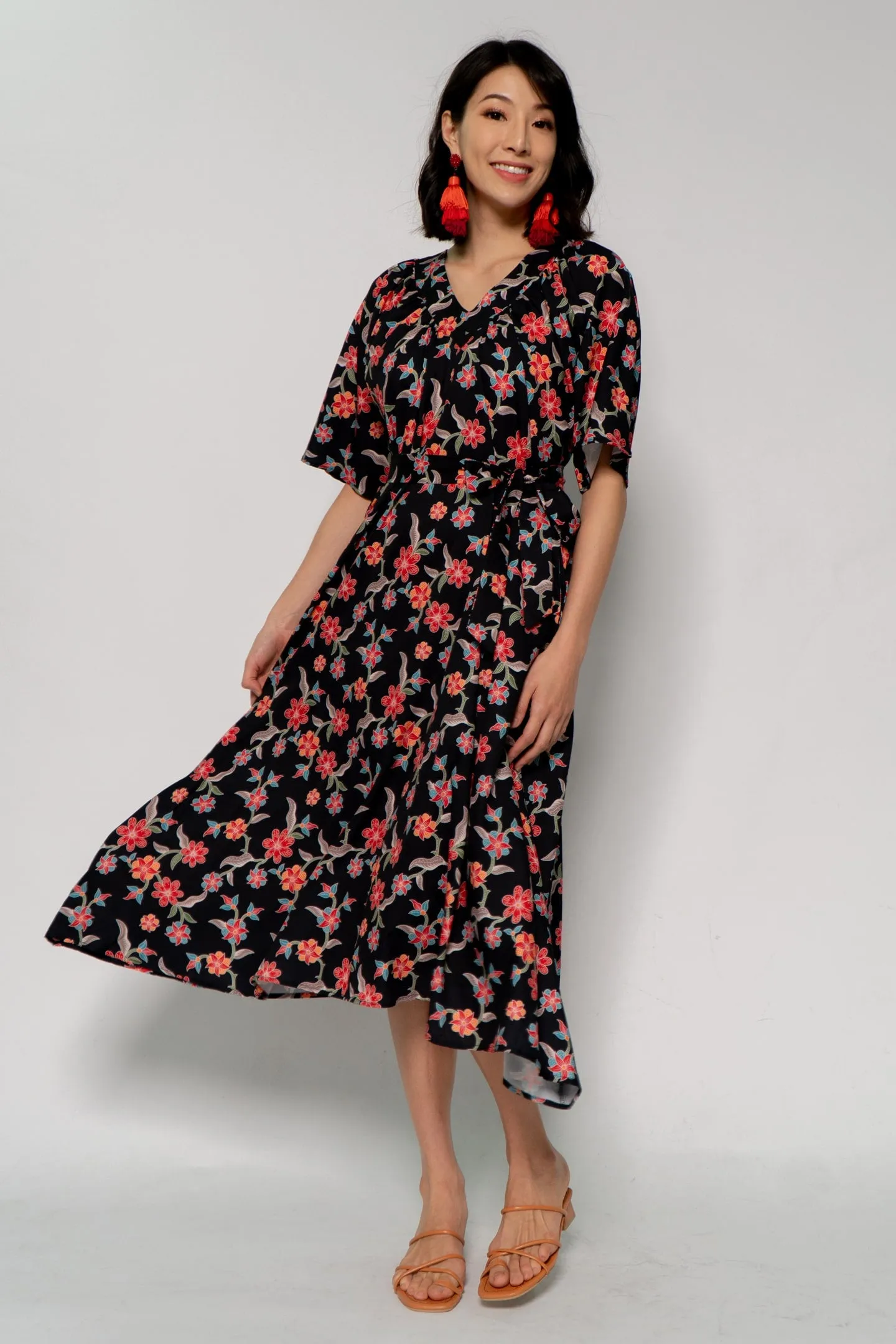 Whitney V Dress in Floral Loft