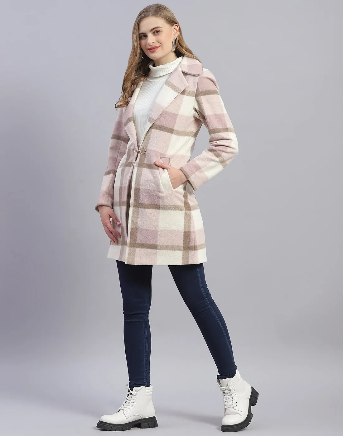 Women Pink Check Lapel Collar Full Sleeve Coat